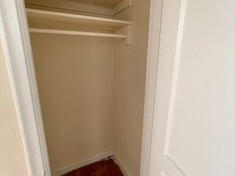 1663 Valley Ave — Photo 38