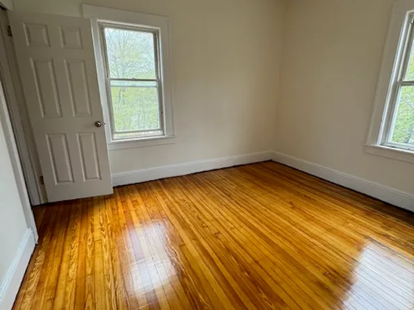 14 Overlook Ave Floor 2, Haledon, NJ 07508