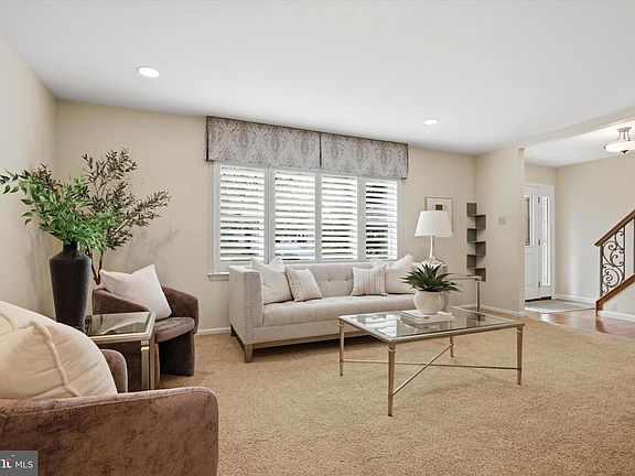 4th image of 169 Forest Trail Dr