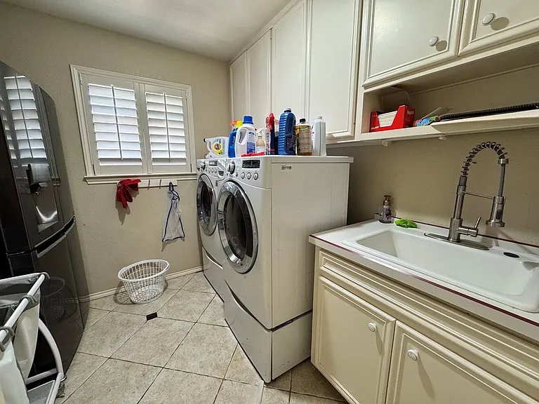 4117 Springfield Ct — Photo 33