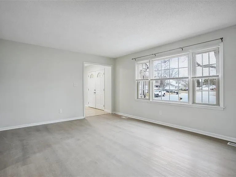 1 Sandpiper Ct — Photo 3