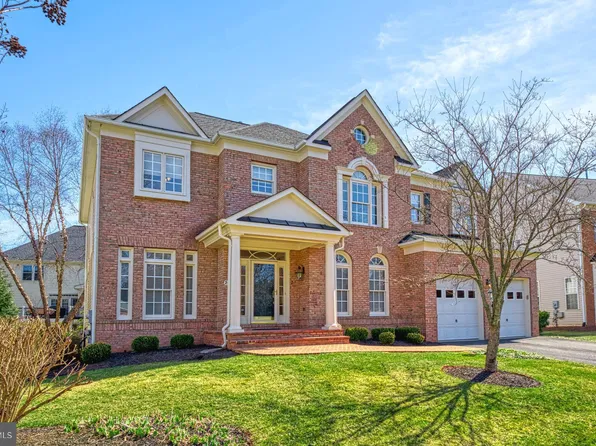 20496 Tappahannock Pl, Sterling, VA 20165