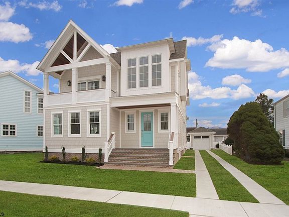 2nd image of 504 Waverly Blvd