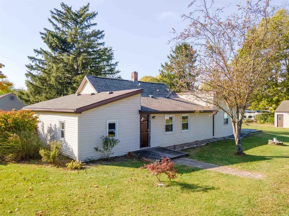 3764 W Dunlapsville Rd, Liberty, IN 47353