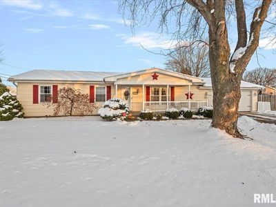 1005 N Park Ave, Chatham, IL, 62629