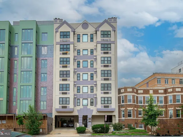 3217 Wisconsin Ave NW APT 6B, Washington, DC 20016