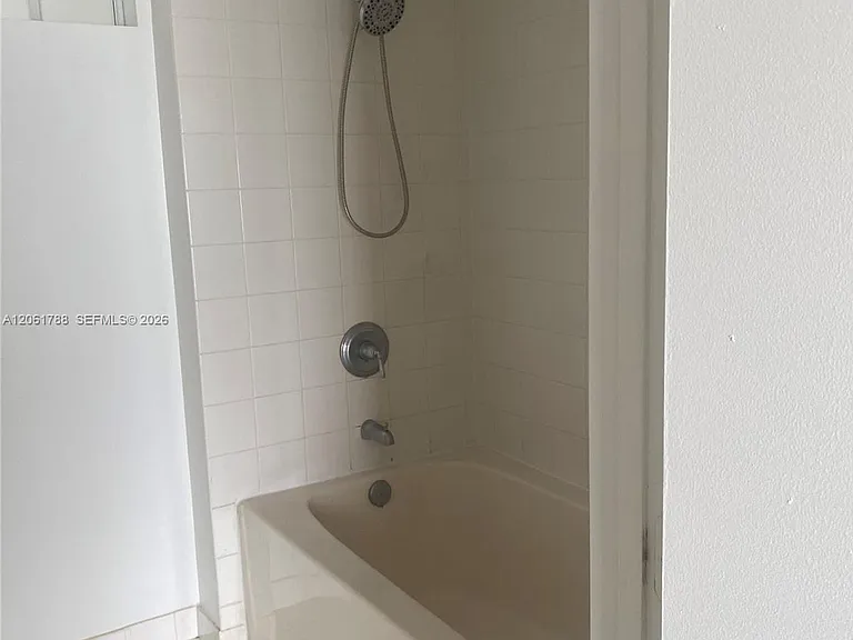 7275 SW 90th Way #509 — Photo 9