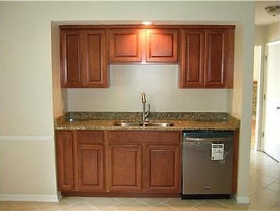 3rd image of 6316 Colebrook Dr