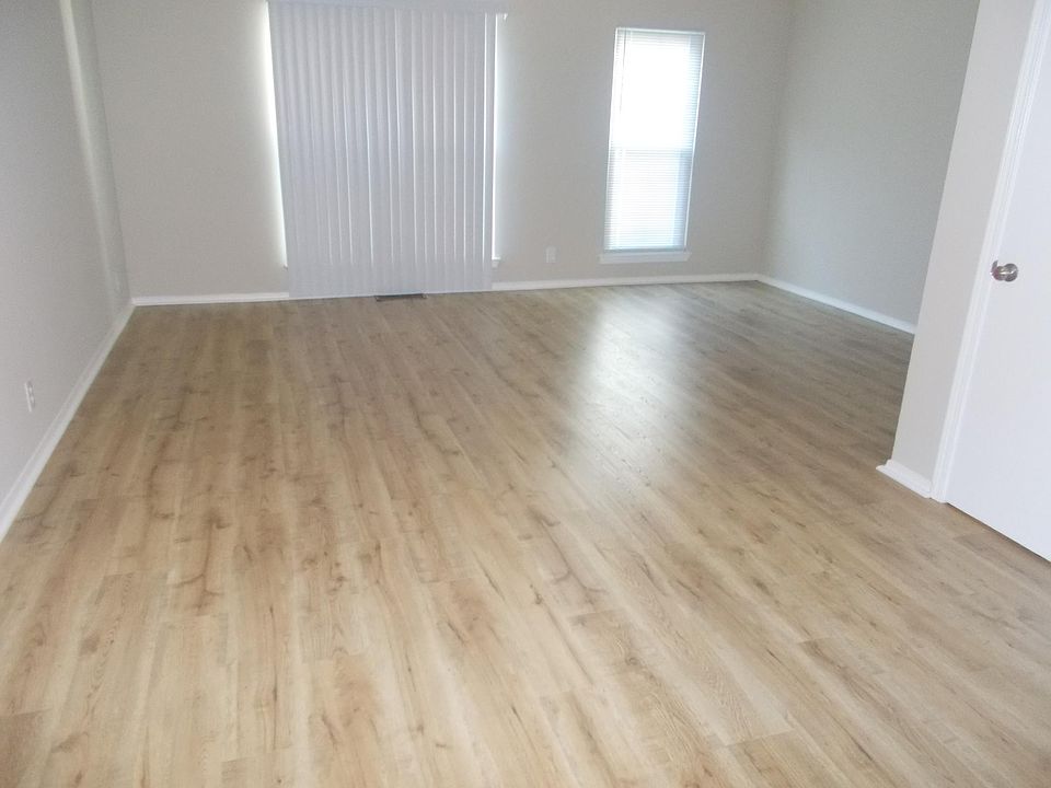 2nd image of 725 Rachels Trl