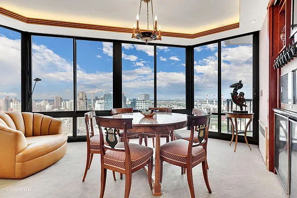 Sold by Corcoran | media 2