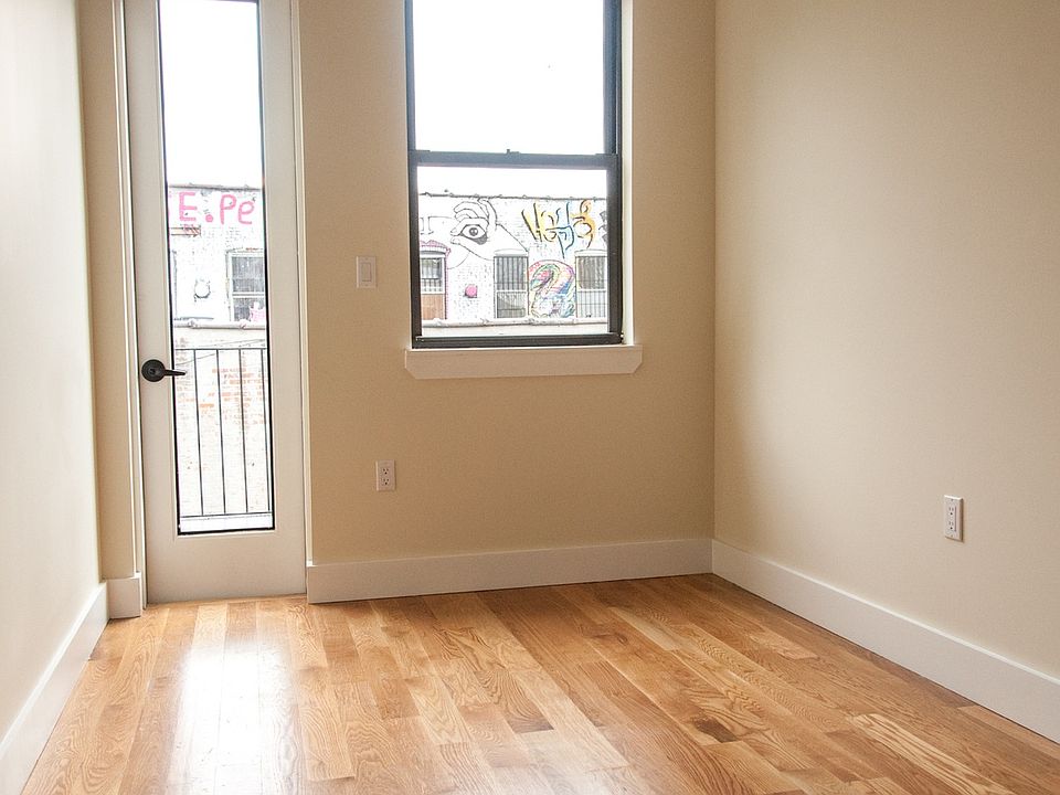 1st image of 1426 Dekalb Ave #D3