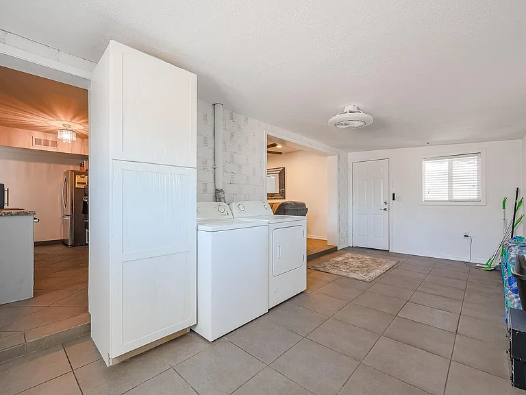 2318 N 84th Pl — Photo 23