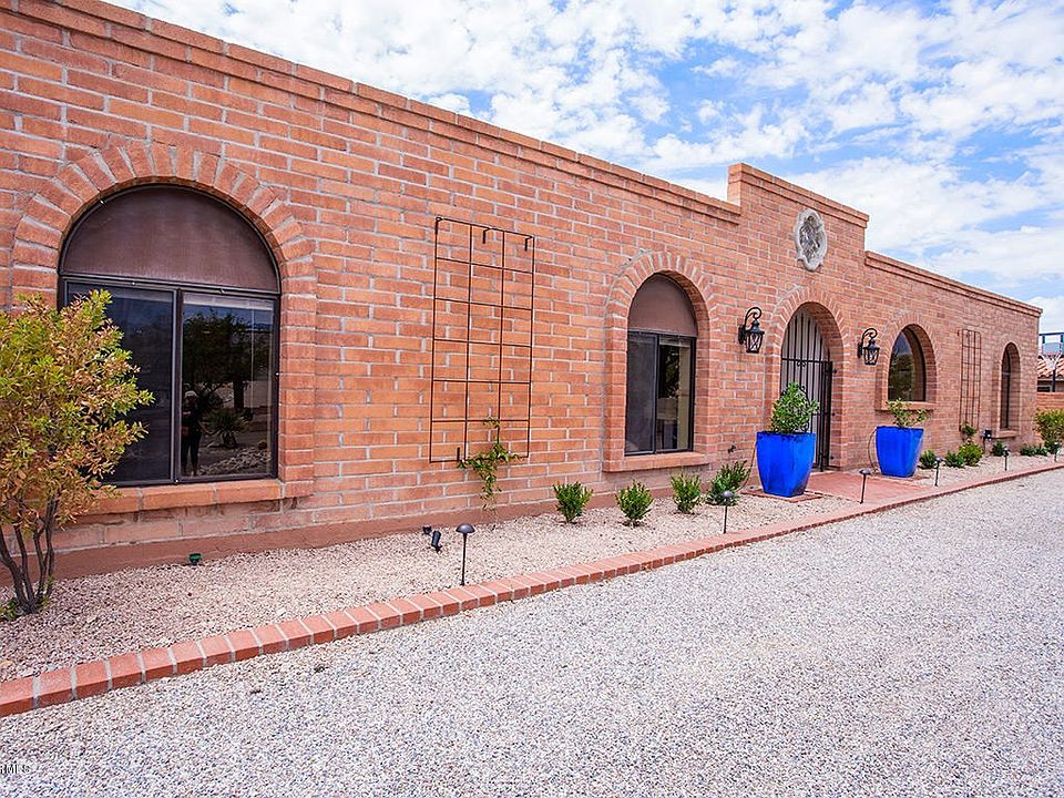 1st image of 3601 N Calle Agua Verde