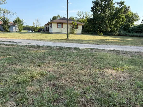 4726 County Road 2875, Coffeyville, KS 67337