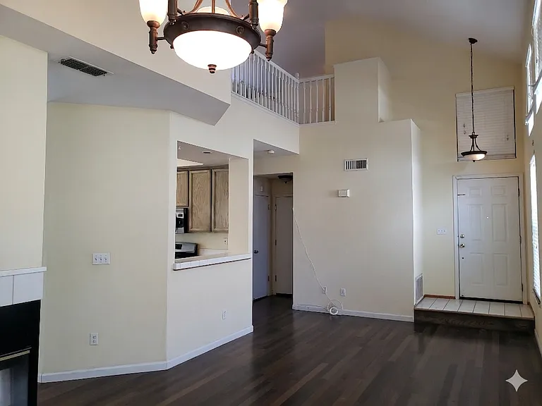 662 Allbrook Dr — Photo 3