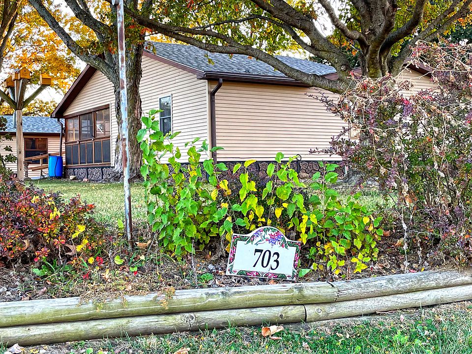 703 East St, Essex, IA 51638 Zillow