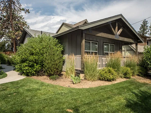 139 SE Heyburn St, Bend, OR 97701