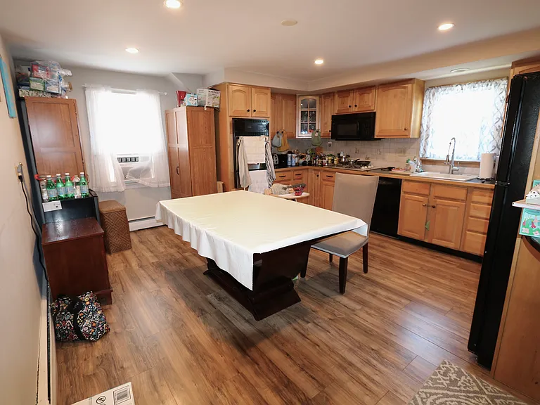 47 Van Dyke St #2 — Photo 3