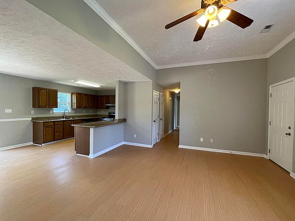3rd image of 2424 Honey Grove Ln