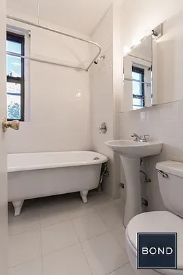 Rented by Bond New York | media 6