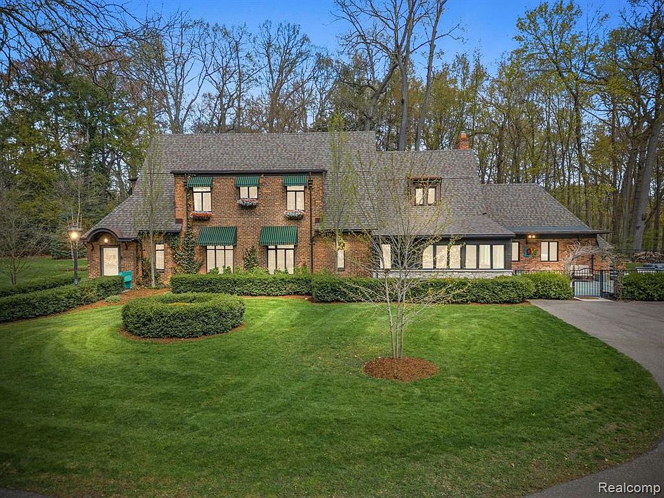4525 Charing Cross Rd, Bloomfield Hills, MI 48304 Zillow