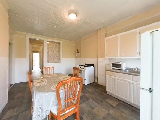 Rented by Remax Edge | media 9