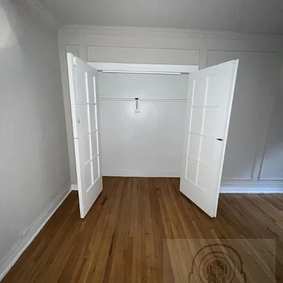 1369 W Estes Ave #1H — Photo 7