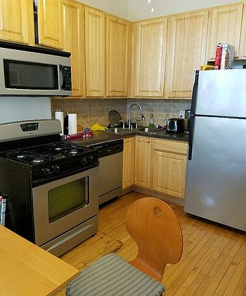 2nd image of 2341 N Milwaukee Ave #2