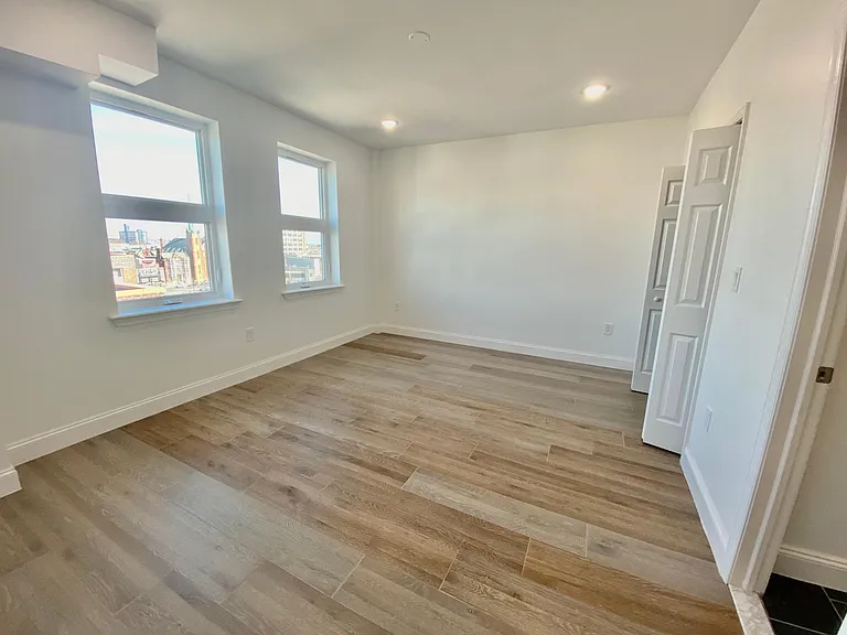 1220 Hamilton St #7A — Photo 15