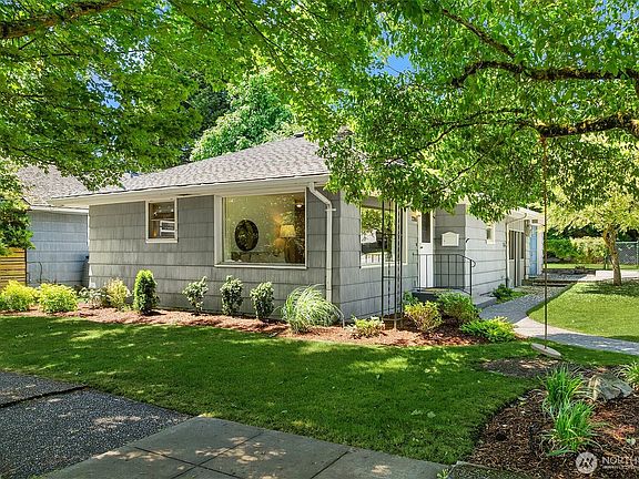 2nd image of 2265 NE 73rd Street