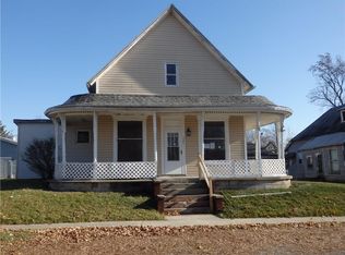 324 N Main St, De Graff, OH 43318