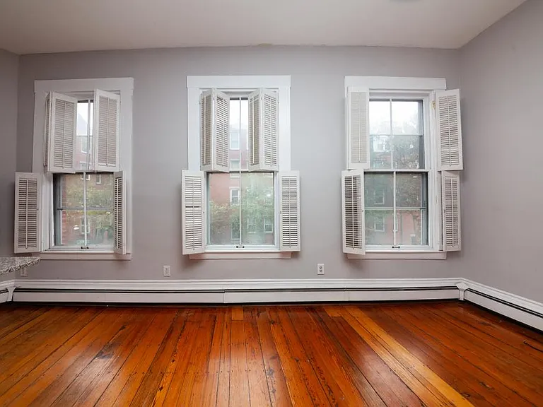 73 Main St #7 — Photo 1