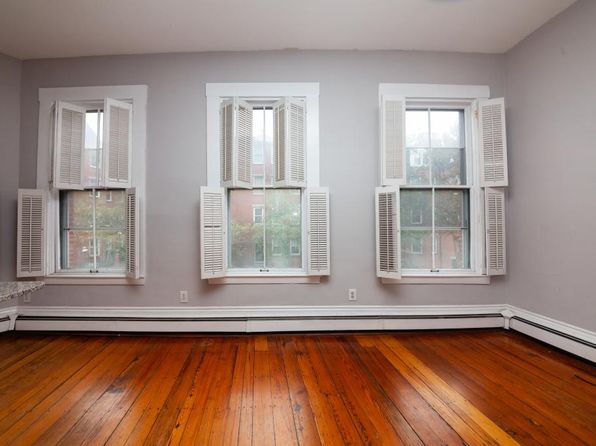 73 Main St APT 7