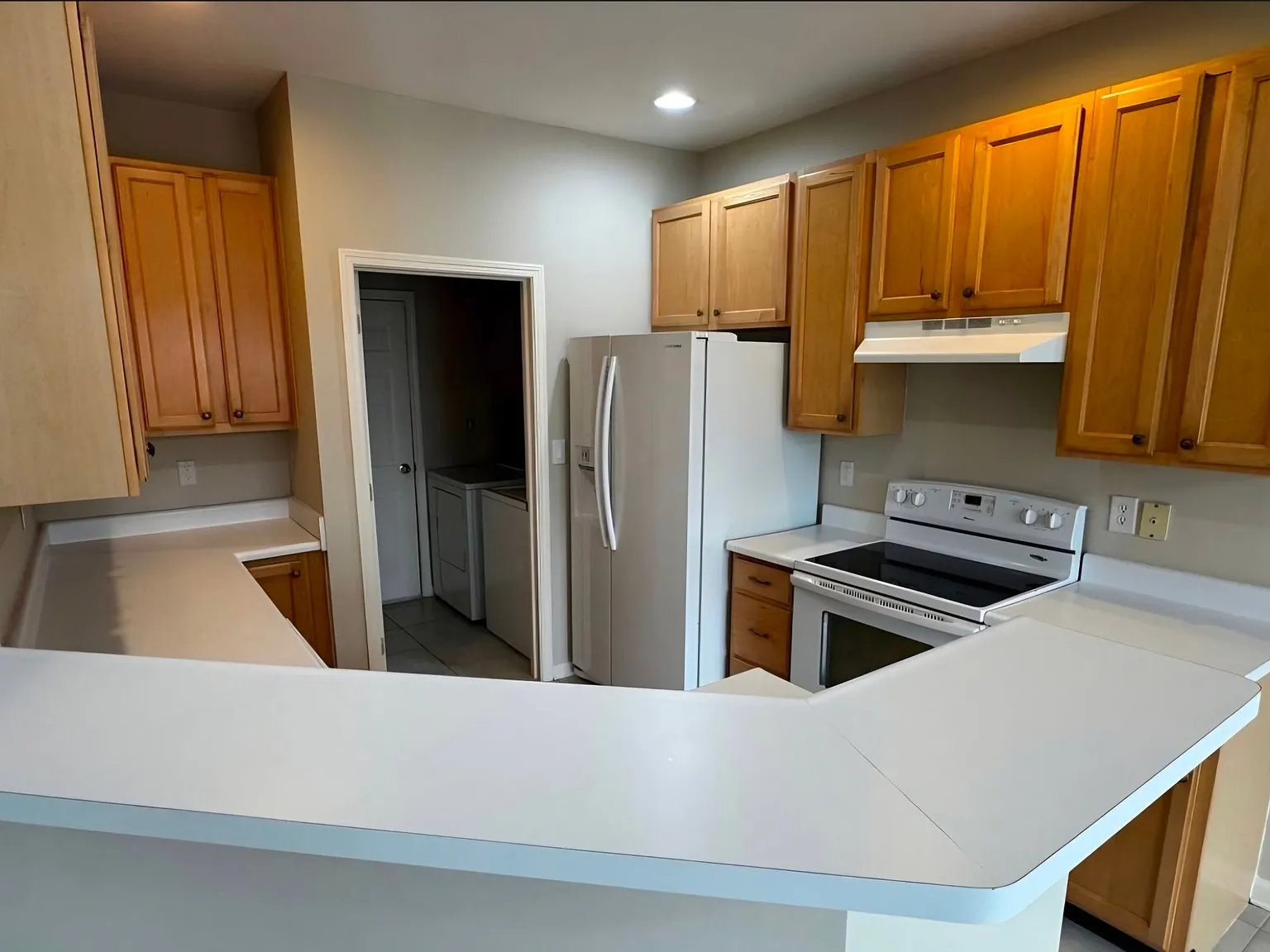 Modern Single Unit in Zionsville | 3 Bed 3 Bath | $2200/mo — Photo 4