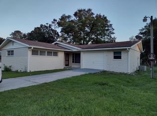 21136 SW Honeysuckle St, Dunnellon, FL 34431