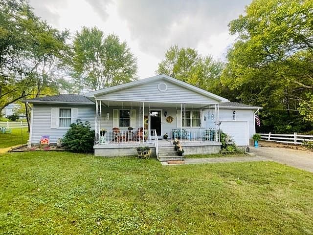 1st image of 106 Woodlawn Ct