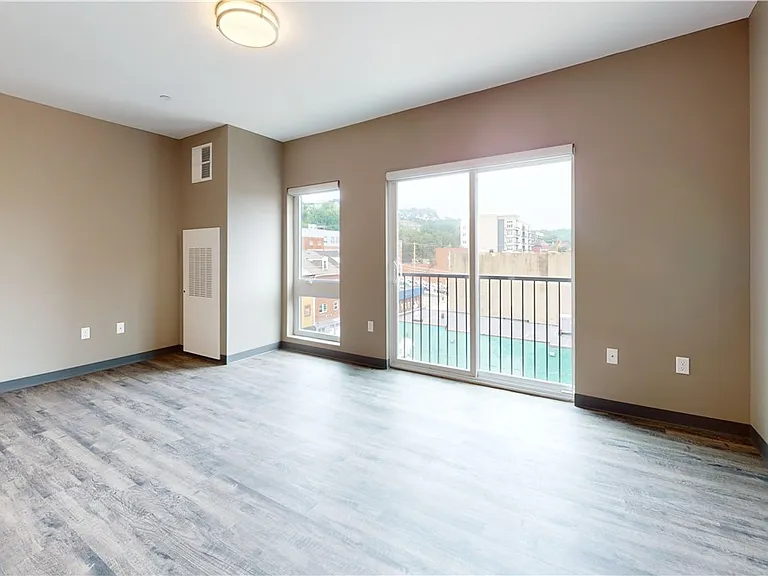 1450 5th Ave #202 — Photo 11