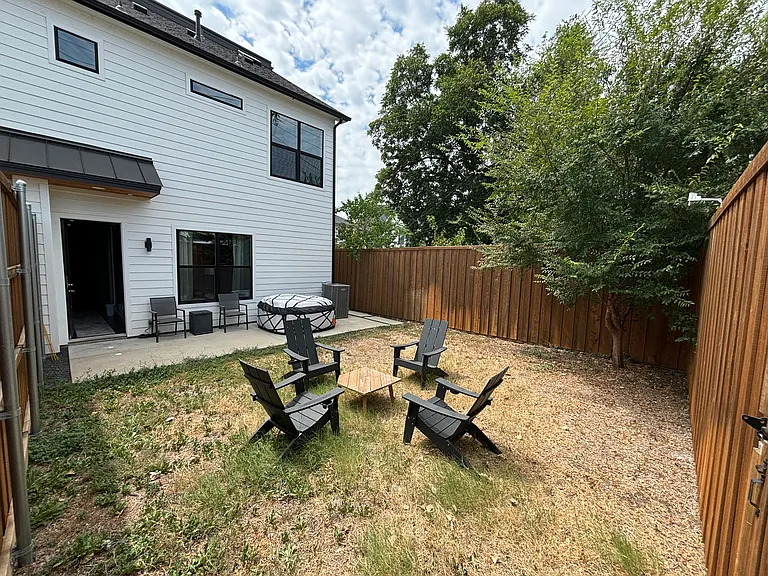5621 Winton St — Photo 20