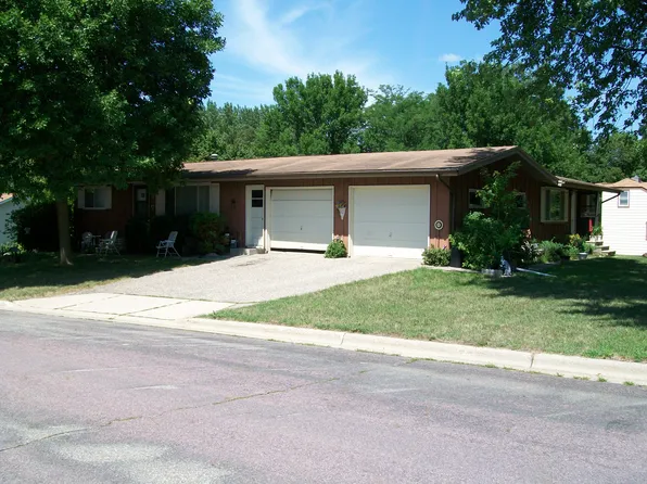1900 N Cedar Ave #1900, Owatonna, MN 55060