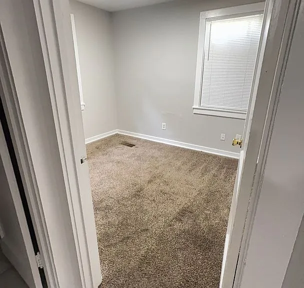 3164 Madeline Cir — Photo 8