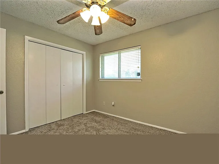 8407 Gallatin Dr — Photo 14