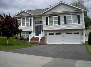 30 Ricci Dr, North Providence, RI 02911