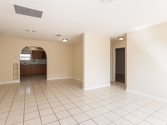 5th image of 6651 Park St