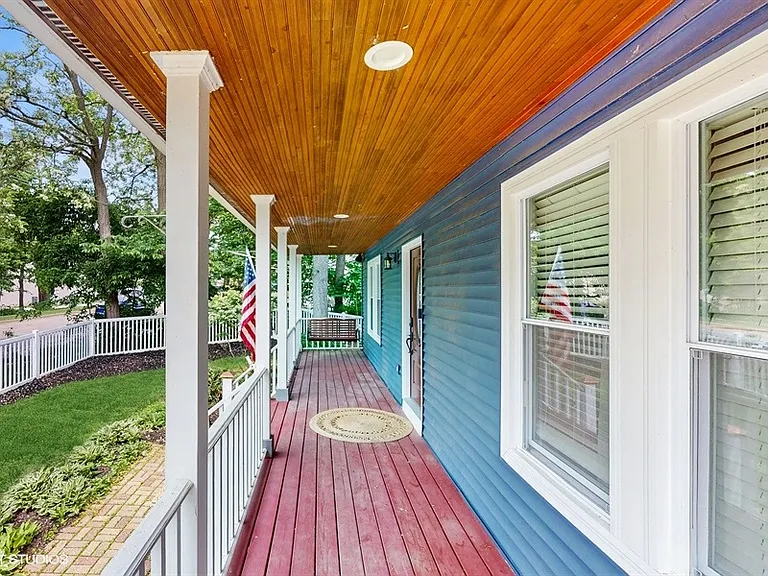 137 Forest Ave — Photo 5