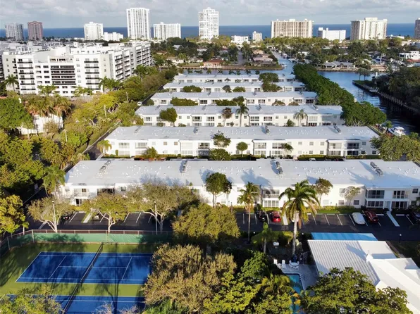 6405 Bay Club Drive #4, Fort Lauderdale, FL 33308