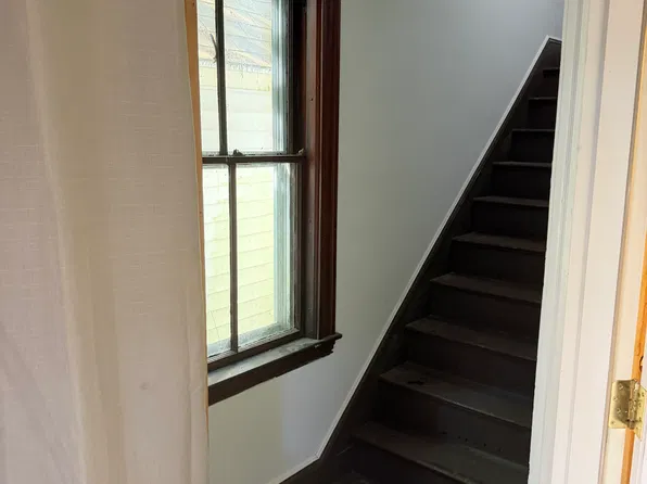 96 Rockland St Floor 2, West Roxbury, MA 02132