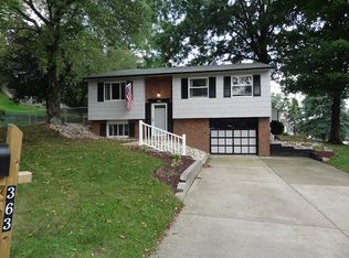 363 Ohiopyle Dr, Pittsburgh, PA 15239