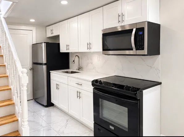 (undisclosed Address), Brooklyn, NY 11236