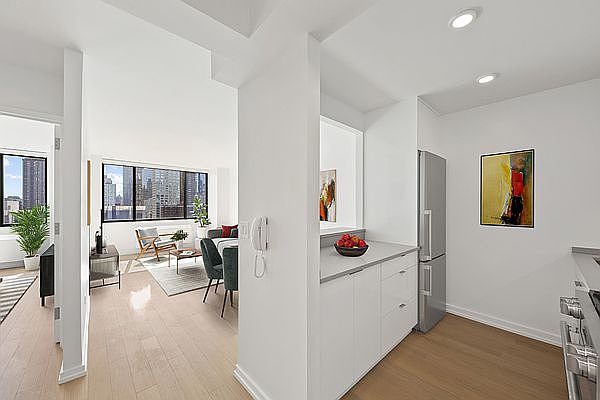 1st image of 75 W End Ave APT C17f