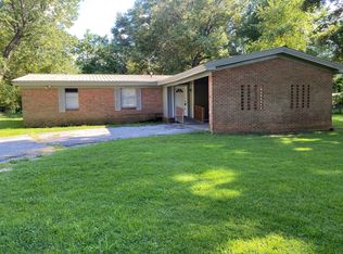 22 Kemmons Dr, Jackson, TN 38305